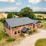 Landurlaub Mit Kamin Nyaraló *