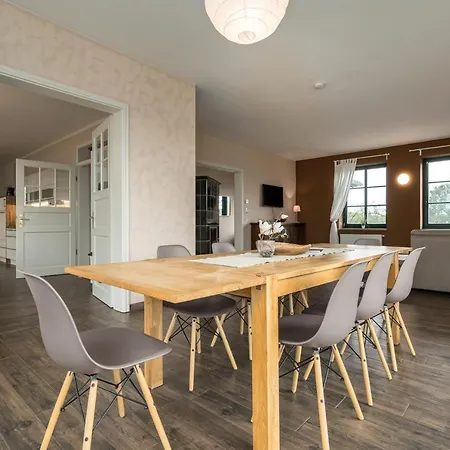 Landurlaub Mit Kamin * Schwarz (Mecklenburgische Seenplatte)